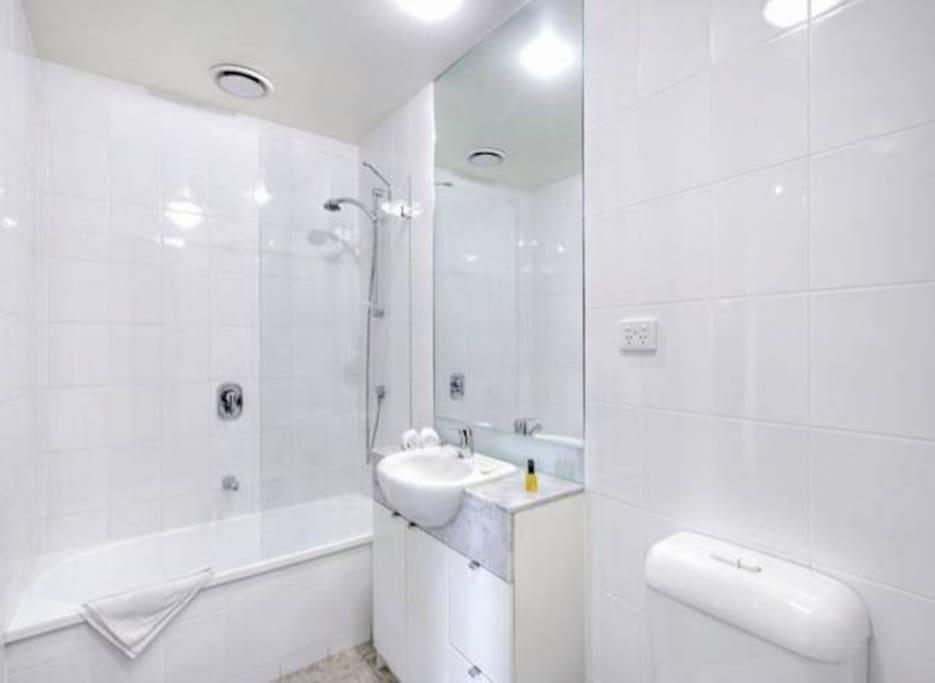 3 Bedroom Apartment In Southbank Melbourne Exterior photo